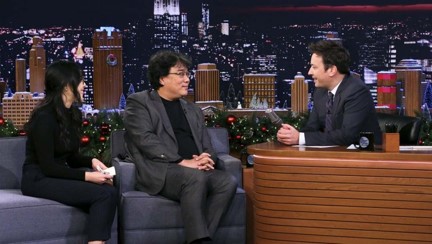미국, 베트남, 체코, 헝가리, 러시아 및 그리스에서 기생충에 대한 공식 포스터